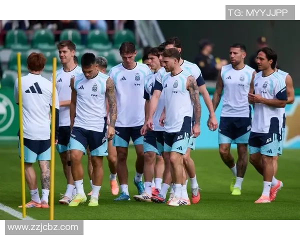 跟随足球明星一起训练提升技术突破,体验顶级球员的训练方法与秘诀